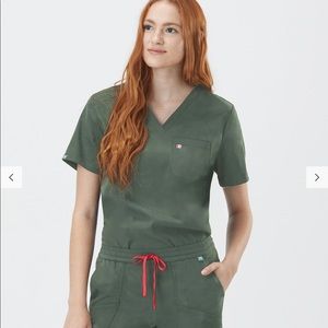 Mediclo scrubs set